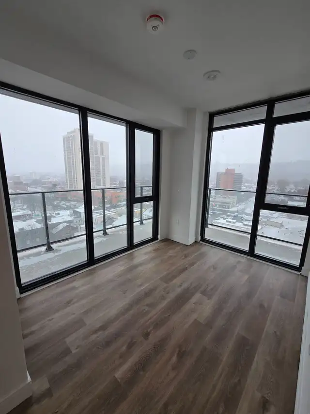 3 Bed 2 Wash Condo For Rent In Hamilton - Photo 6