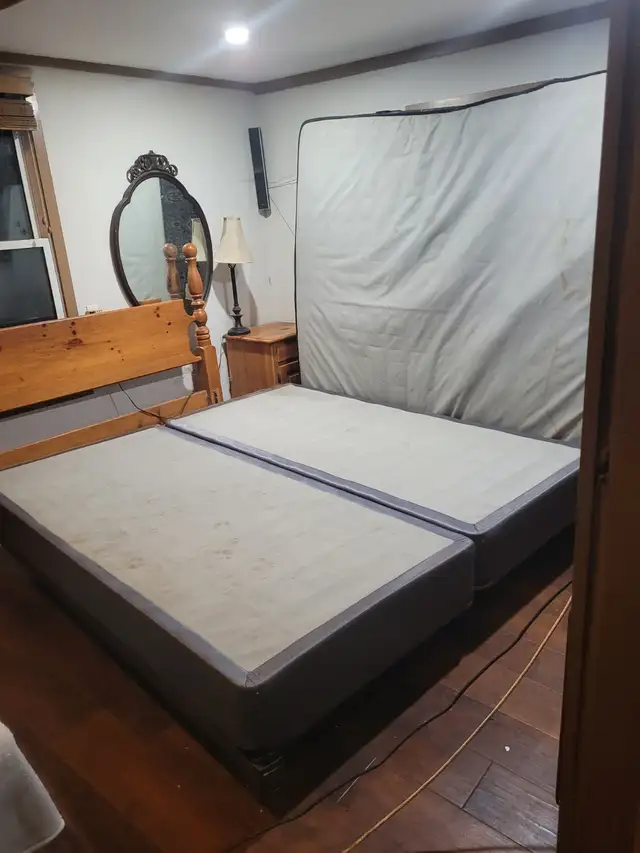 KING SIZE BED FRAME AND DOUBLE BOX SPRINGS