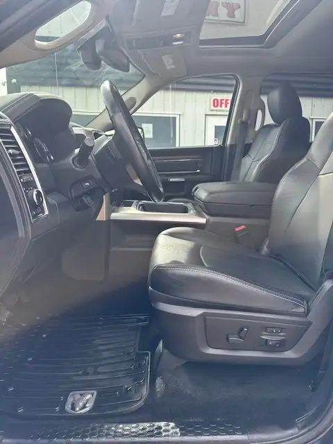 2016 Ram 1500 Laramie- WARRANTY INC, REMOTE START, LEATHER, ROOF - Photo 11