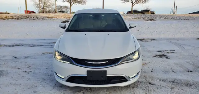2015 CHRYSLER 200C V6 - AWD, Loaded Luxury Trim, Remote Start - Photo 7