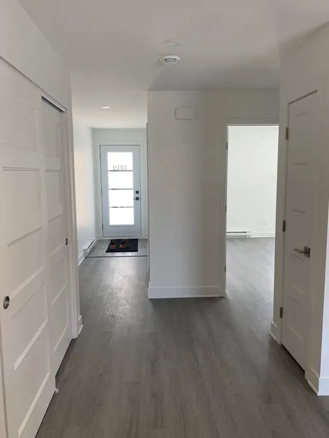 Appartement Grand 3 1/2 Laval à louer - Photo 7