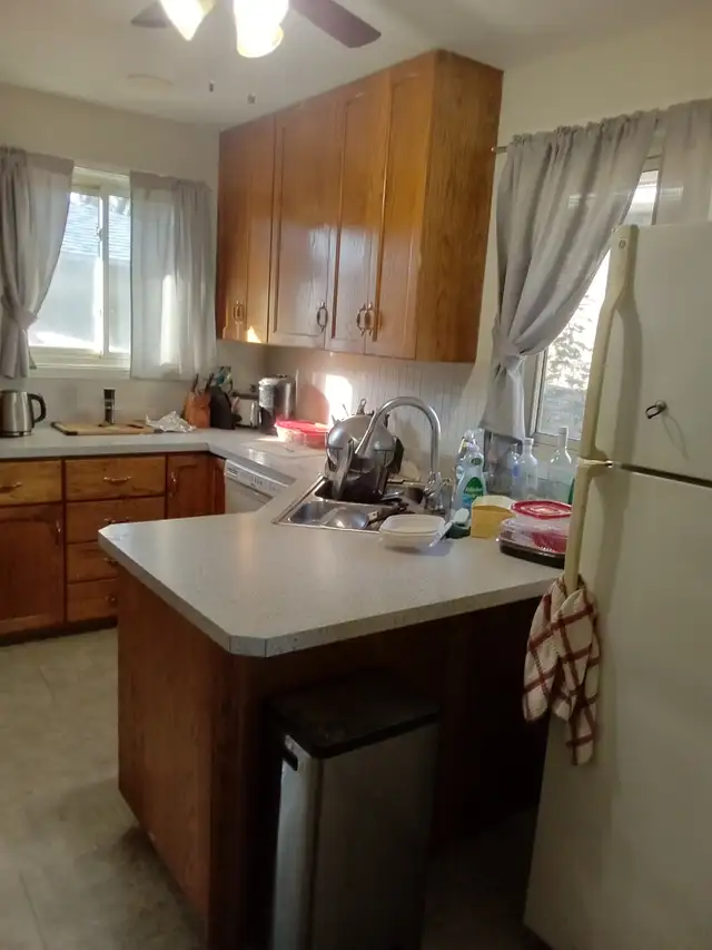 Room for rent - Photo 4