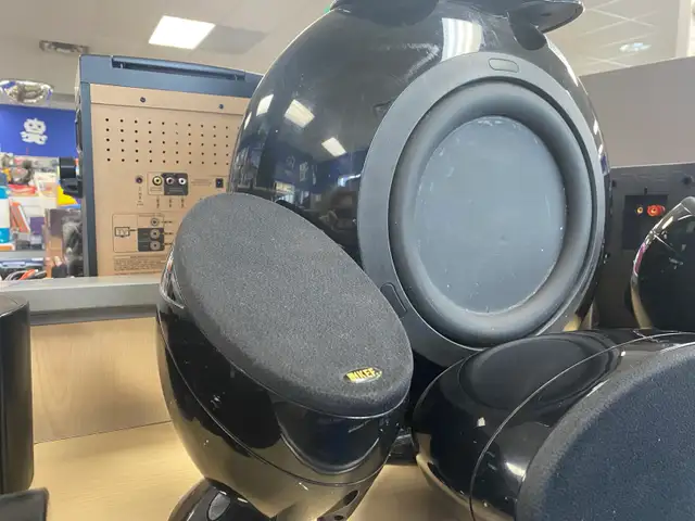 KEF HTS 3001SE Speaker System @ Cashopolis!! - Photo 2