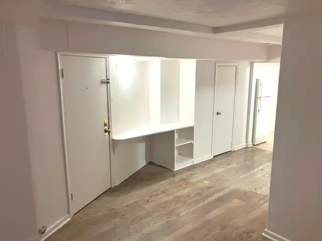 Sandy Hill Basement Bachelor/Studio Apartment for Rent -257 Daly - Photo 5