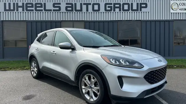 2020 Ford Escape SE Plug-In Hybrid - Photo 3