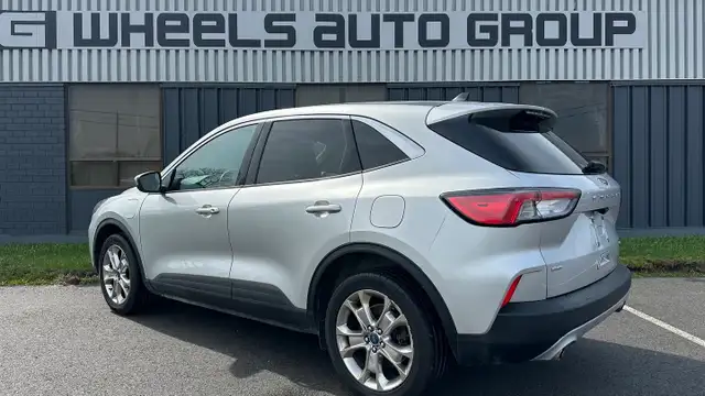 2020 Ford Escape SE Plug-In Hybrid - Photo 6