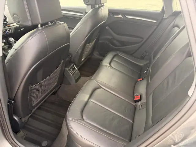 2017 Audi A3 2.0T Komfort- GREAT SHAPE-APPLE CAR PLAY! CERTIFICA - Photo 12