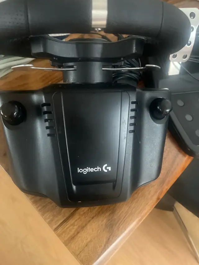 steering wheel Logitech g920 - Photo 4