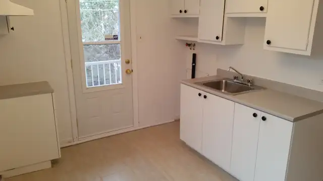 3 ½ propre et rénové au 2e étage d’un triplex à Rosemont - Photo 2