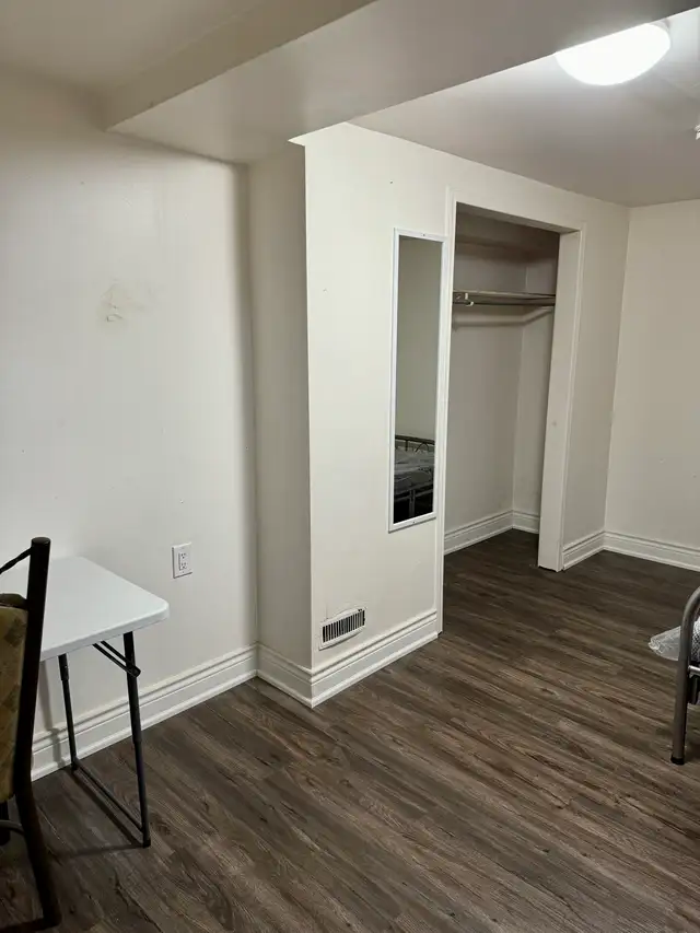 One bedroom available for rent May 1st 2026 - Photo 6