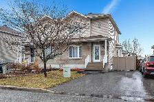 Maison rénové 4 chambres   piscine chauffée – secteur recherché