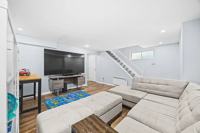 Maison rénové 4 chambres   piscine chauffée – secteur recherché - Photo 22