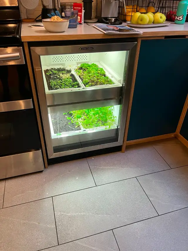 Urban Cultivator   Microgreens Cabinet    $600     Great Deal! - Photo 2