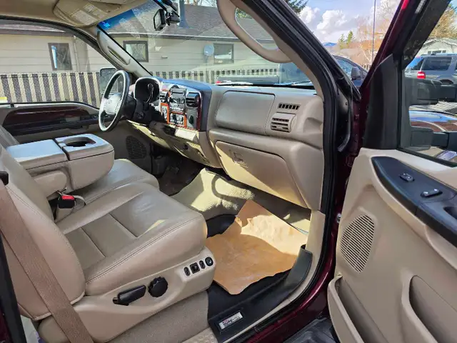 2006 Ford F-350 Superduty Lariat FX4 DRW - Photo 12