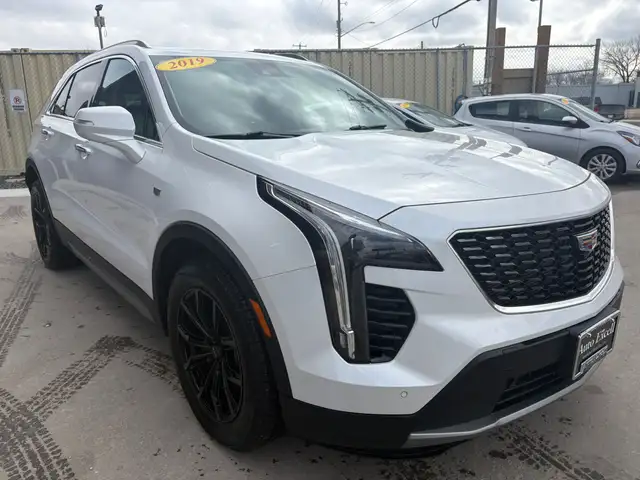 2019 CADILLAC XT4 AWD PREMIUM LUXURY - NAV - LTR SEATS - SUNROOF - Photo 7