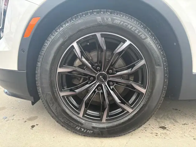 2019 CADILLAC XT4 AWD PREMIUM LUXURY - NAV - LTR SEATS - SUNROOF - Photo 9