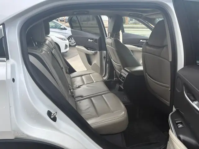 2019 CADILLAC XT4 AWD PREMIUM LUXURY - NAV - LTR SEATS - SUNROOF - Photo 20
