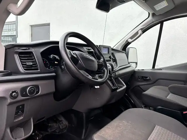 2021 Ford Transit Cargo Van T-150 AWD LADDER RACK-DIVIDER-CAMERA - Photo 10