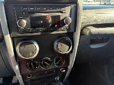 2009 Jeep Wrangler X 4WD 6 SPD MANUAL-NO ACCIDENTS-ALLOYS-ONLY $ - Photo 14