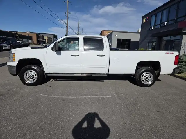 2013 Chevrolet Silverado 2500HD LT  4WD CREW CAB-8FT LONG BOX-5T - Photo 2