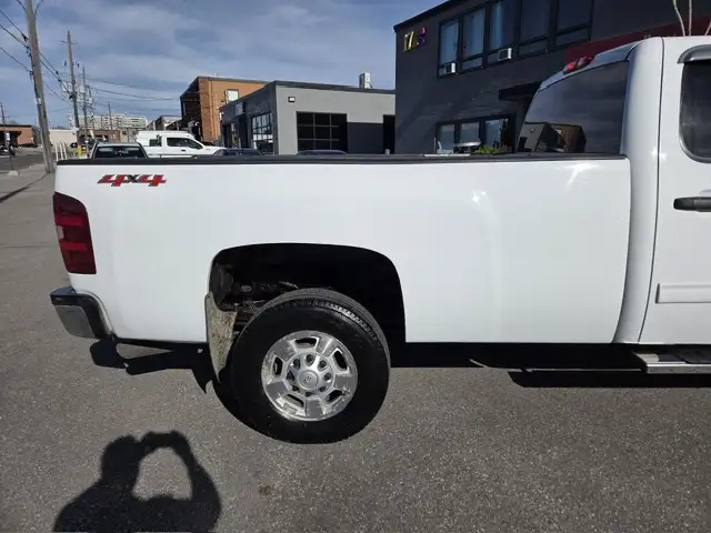 2013 Chevrolet Silverado 2500HD LT  4WD CREW CAB-8FT LONG BOX-5T - Photo 7