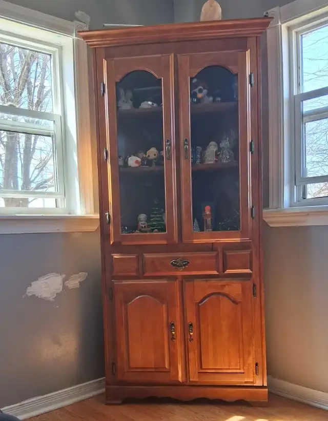 Corner Cabinet