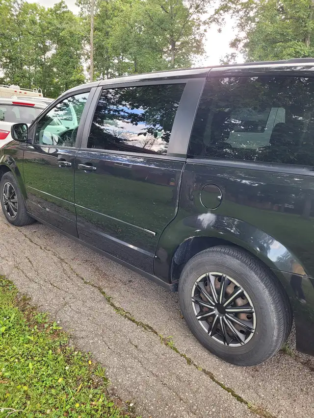 2013 Dodge Grand Caravan For Sale - Photo 4