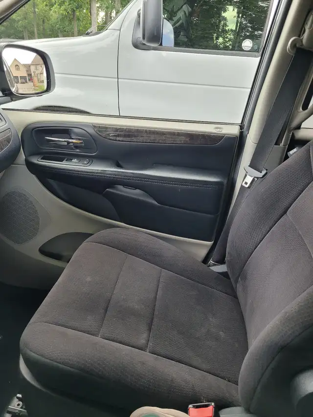 2013 Dodge Grand Caravan For Sale - Photo 8