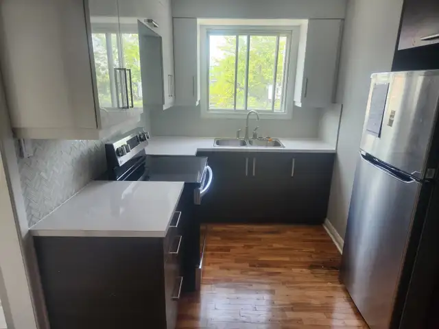 Grand 4 1/2 sur Lakeshore Renovee - Photo 2