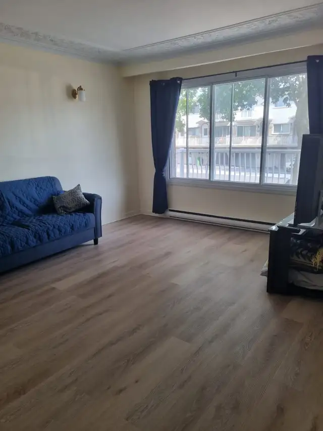 5-PLEX SAINT-LÉONARD | REVENUS ÉLEVÉS   FORT POTENTIEL $1799000 - Photo 7