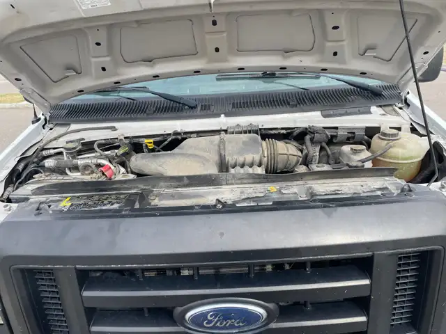 2012 E250 Cargo Van - Photo 7