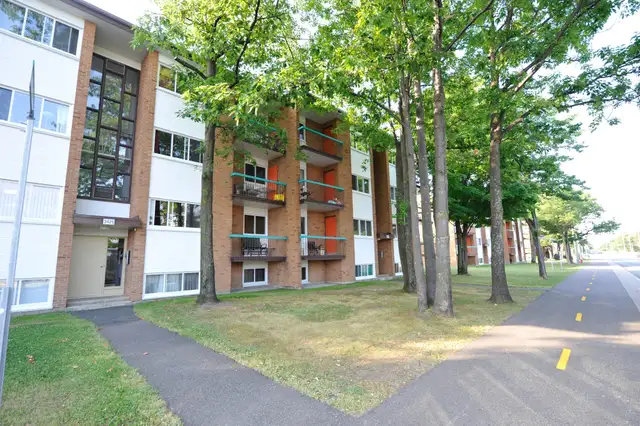 3 1/2 Ste-Foy - Tout inclus - près université - juillet - Photo 6