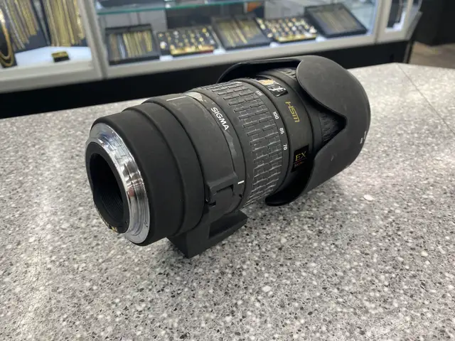 Sigma 70-200MM HSM Pro Lens - Photo 4