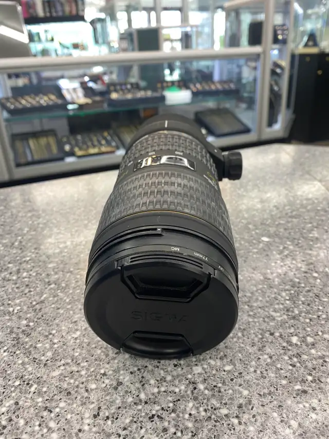 Sigma 70-200MM HSM Pro Lens - Photo 5