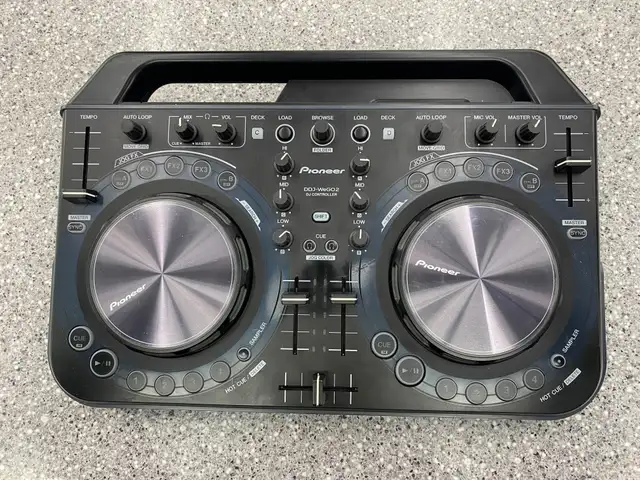 Pioneer DDJ-wego2 Compact DJ Controller - Photo 2