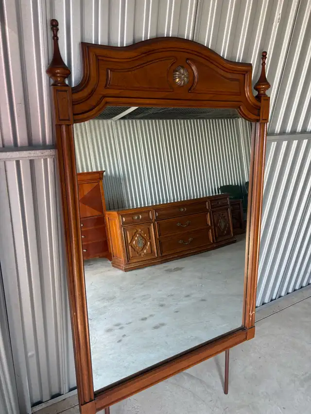 Free delivery used Vintage Wood Mirror with Ornate Top - Photo 4