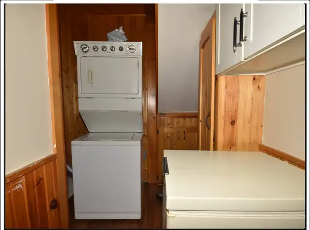 4Br-2Wr House for Rent in Highly Sought Clairlea Neighbourhood - Photo 6