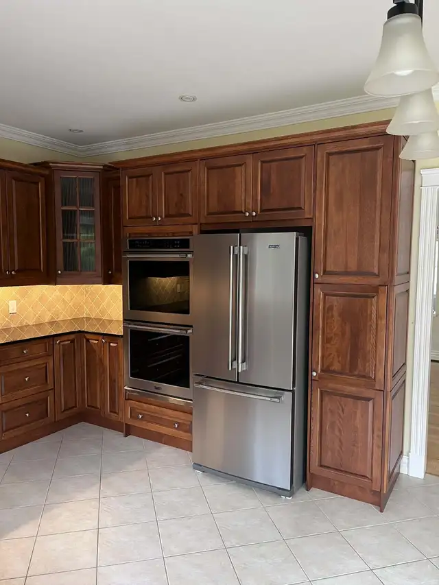 Kitchen Cabinets - Photo 4