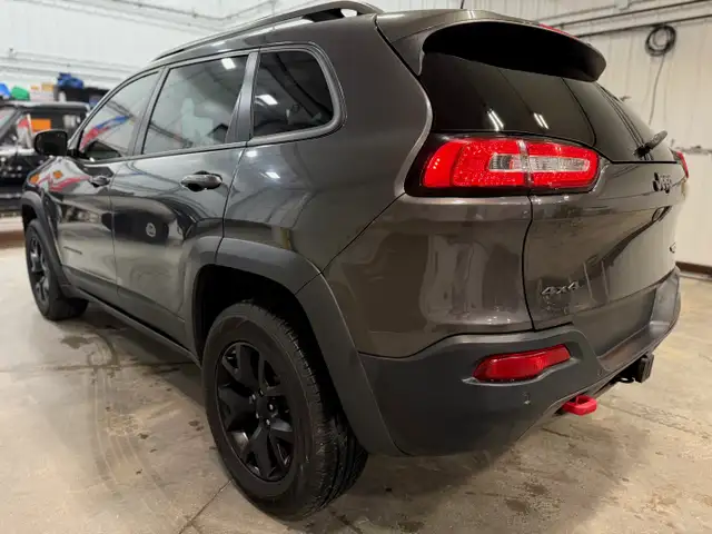 2016 JEEP CHEROKEE TRAILHAWK LOADED ACCIDENT FREE SAFETIED - Photo 12