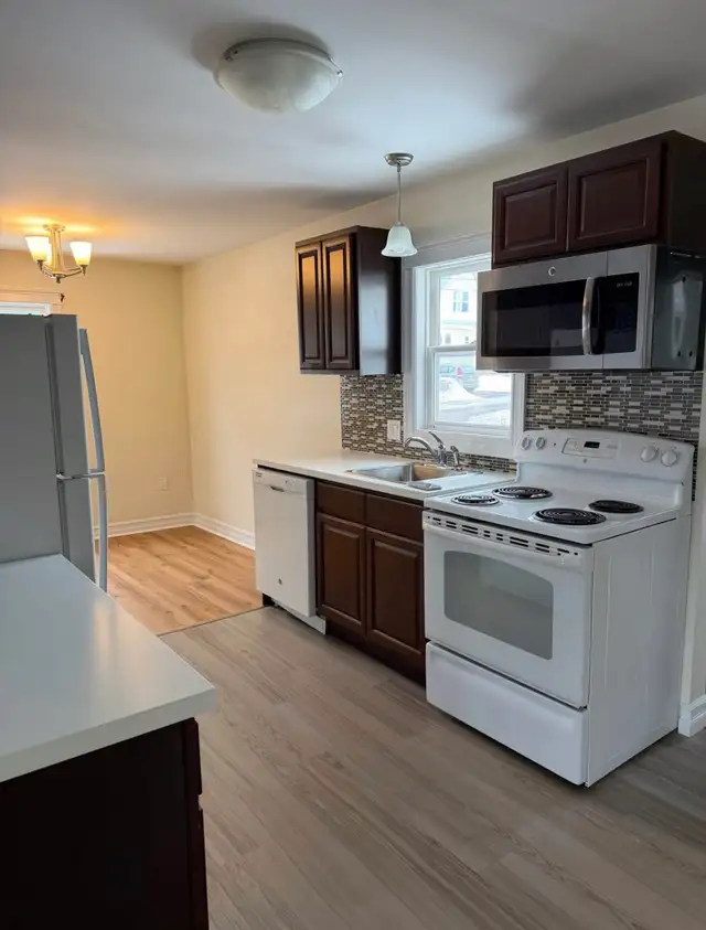 House for Rent - Available Now - Photo 7