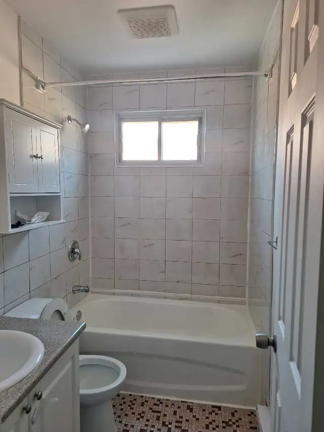 LASALLE, 4 1/2, Non Chauffé, Deuxième Étage, LIBRE - Photo 7