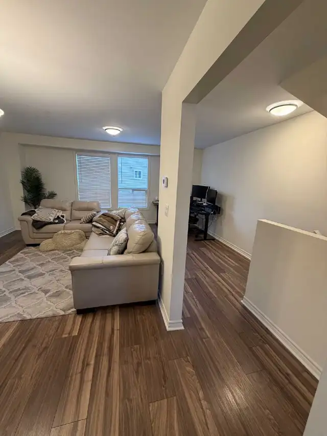 ENTIRE 3 BEDROOM HOUSE RENTAL IN BRAMPTON / Mississauga. - Photo 10