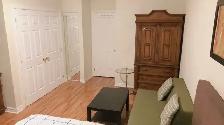 Private Master Room (Female house) Sheppard Area, May 1 - Photo 2