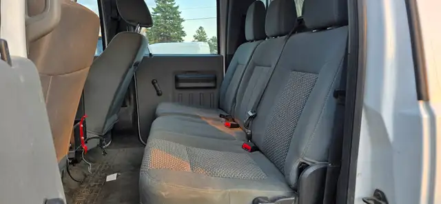 2014 Ford Super Duty F-350 SRW 4x4 - 4 Door - 8FT Box - Tow pack - Photo 14