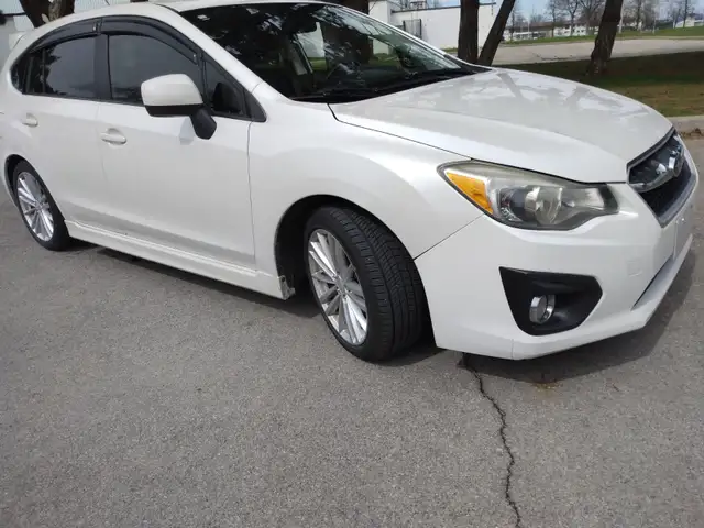 2013 SUBARU IMPREZA 2L Touring, Certified, Sunroof, AWD - Photo 4