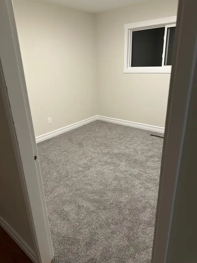 3 Bedroom 1.5 Bath House for Rent $2,500 - Photo 2