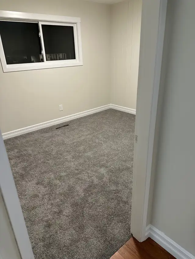 3 Bedroom 1.5 Bath House for Rent $2,500 - Photo 3