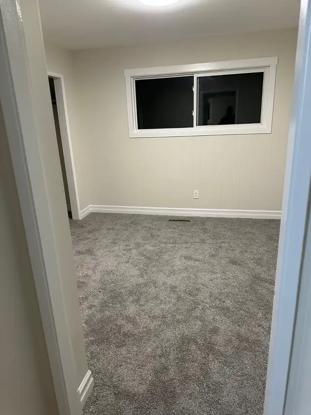 3 Bedroom 1.5 Bath House for Rent $2,500 - Photo 4