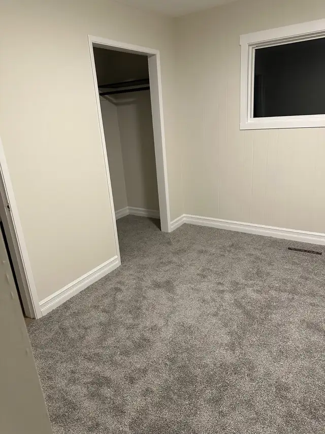 3 Bedroom 1.5 Bath House for Rent $2,500 - Photo 5