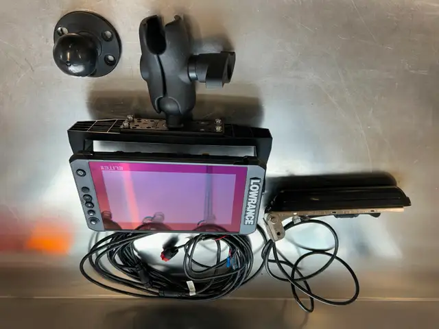 Lowrance Elite FS 9 w/active imaging 3-in-1 transducer - Photo 5